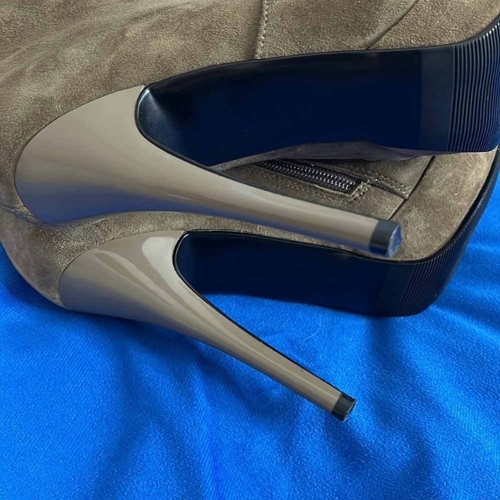⭐️ Sexy Knee-high platform boots with sparkle design- size 38 - Picture 3 of 15